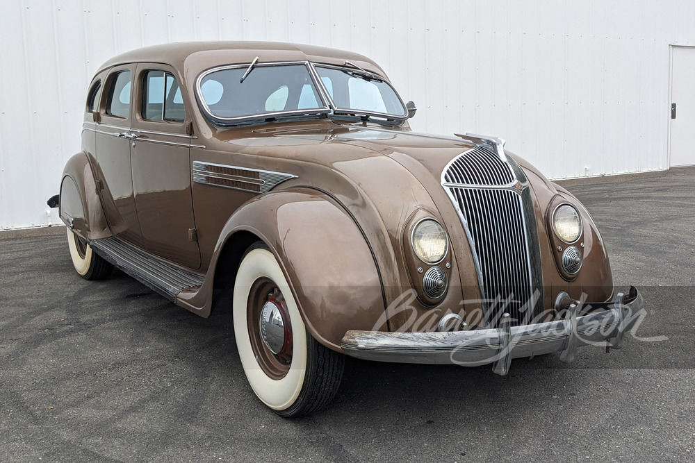 1936 CHRYSLER AIRFLOW IMPERIAL SEDAN