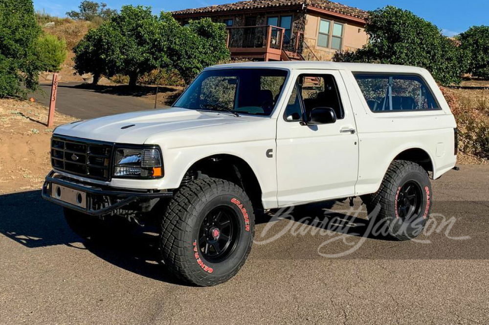 1992 FORD BRONCO CUSTOM SUV