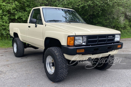 1984 TOYOTA SR5 CUSTOM PICKUP