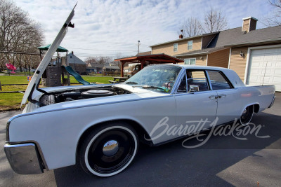 1962 LINCOLN CONTINENTAL - 27