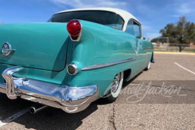 1954 OLDSMOBILE SUPER 88 - 21