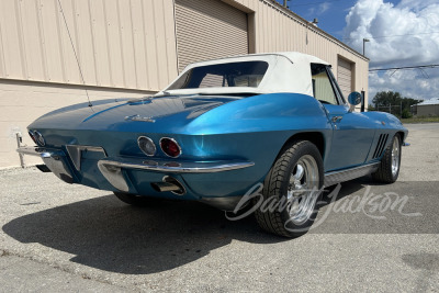 1965 CHEVROLET CORVETTE CONVERTIBLE - 9