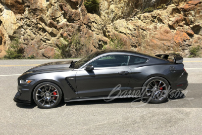 2015 FORD MUSTANG CUSTOM COUPE - 4