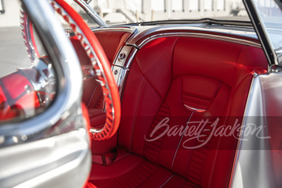 1961 CHEVROLET CORVETTE CUSTOM CONVERTIBLE - 16