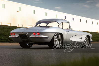 1961 CHEVROLET CORVETTE CUSTOM CONVERTIBLE - 56