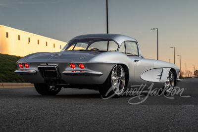 1961 CHEVROLET CORVETTE CUSTOM CONVERTIBLE - 59