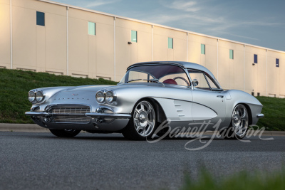 1961 CHEVROLET CORVETTE CUSTOM CONVERTIBLE - 60