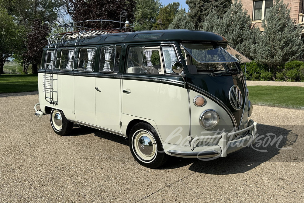 1963 VOLKSWAGEN 23-WINDOW DELUXE MICROBUS - Vehicle