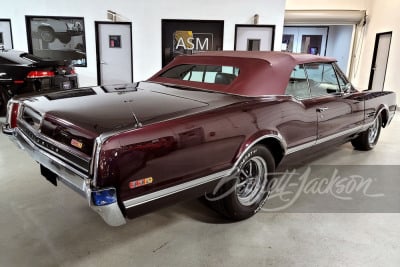 1966 OLDSMOBILE 442 CONVERTIBLE - 2