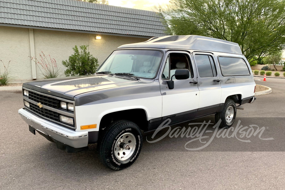 1989 CHEVROLET SUBURBAN CUSTOM SUV