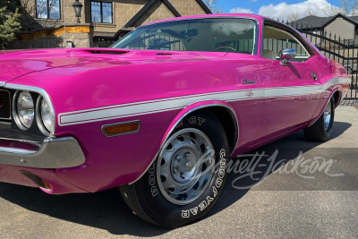 1970 DODGE CHALLENGER R/T - 8