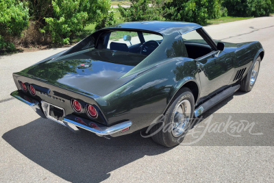 1968 CHEVROLET CORVETTE T-TOP COUPE - 2