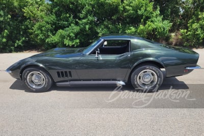 1968 CHEVROLET CORVETTE T-TOP COUPE - 3