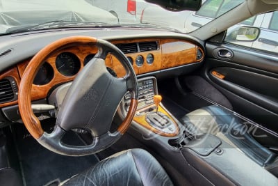 2003 JAGUAR XK8 CONVERTIBLE - 11