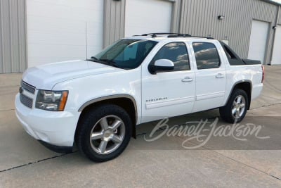 2011 CHEVROLET AVALANCHE - 9