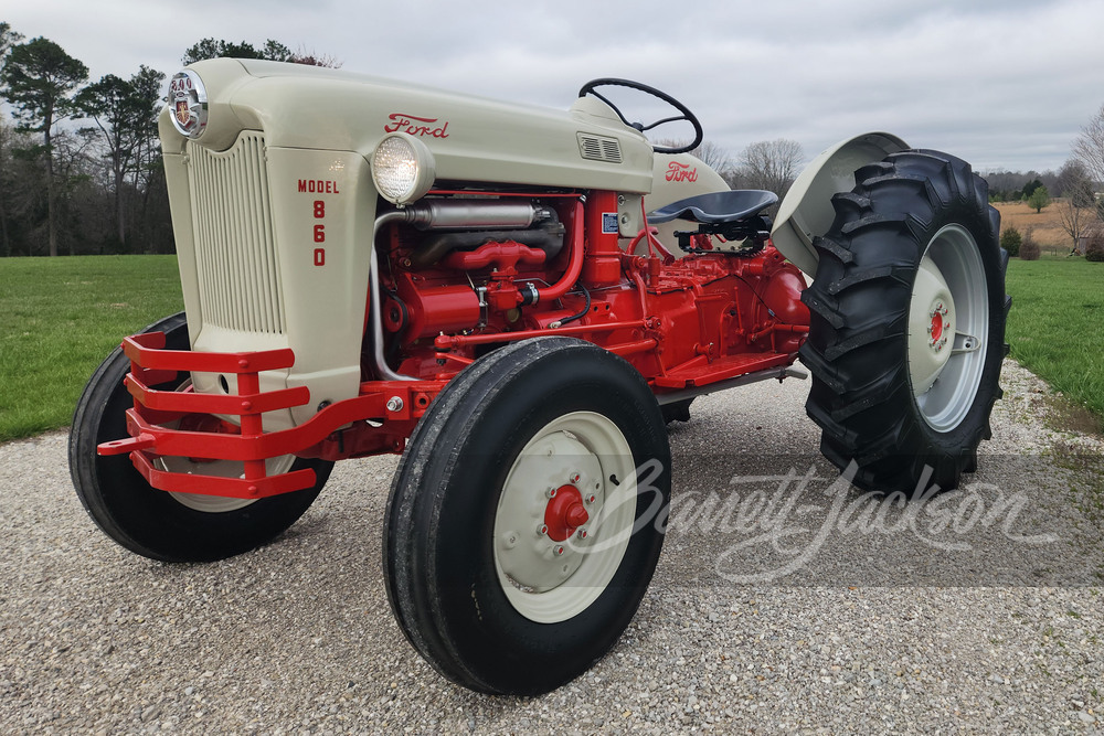 1955 FORD 860 TRACTOR