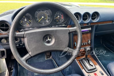 1983 MERCEDES-BENZ 380SL ROADSTER - 7