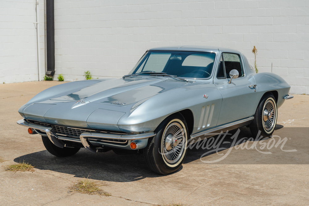 1966 CHEVROLET CORVETTE 327/300