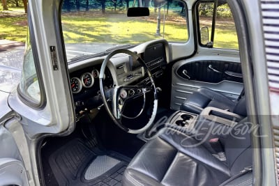 1963 CHEVROLET C10 CUSTOM PANEL TRUCK - 4