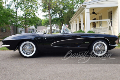 1961 CHEVROLET CORVETTE 283/245 CONVERTIBLE - 4