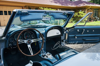 1967 CHEVROLET CORVETTE 427/400 CONVERTIBLE - 11