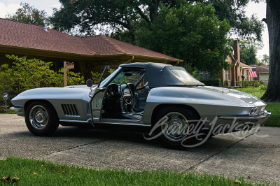 1967 CHEVROLET CORVETTE 427/400 CONVERTIBLE - 27