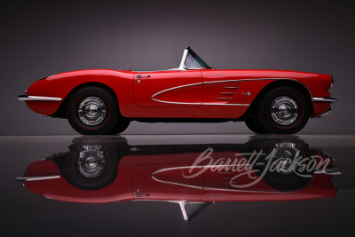 1958 CHEVROLET CORVETTE CONVERTIBLE - 21