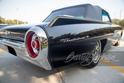 1963 FORD THUNDERBIRD M-CODE SPORTS ROADSTER - 53