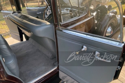 1939 PACKARD 120 4-DOOR CONVERTIBLE - 11