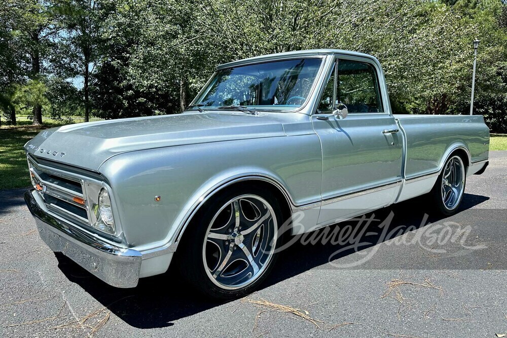 1967 CHEVROLET C10 CUSTOM PICKUP