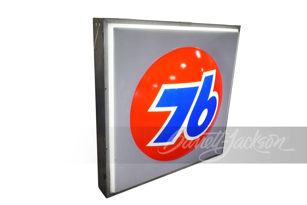 LARGE UNION 76 LIGHT-UP SIGN