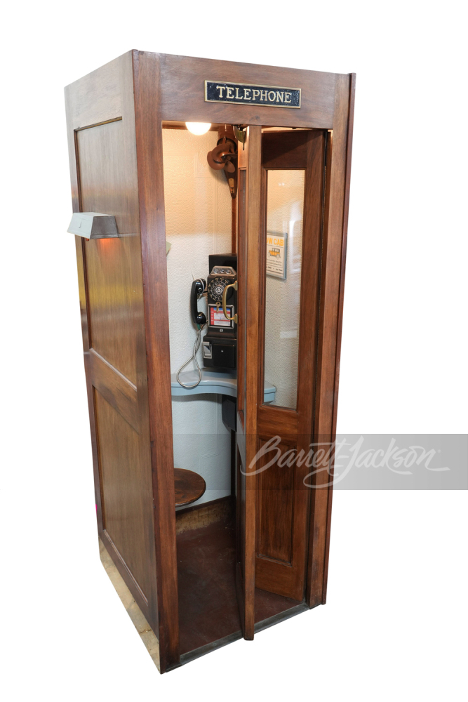 1930S BELL TELEPHONE WOODEN TELEPHONE BOOTH