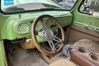 1951 FORD F-100 CUSTOM PANEL TRUCK - 4