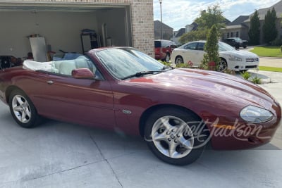 2000 JAGUAR XK8 CONVERTIBLE - 9