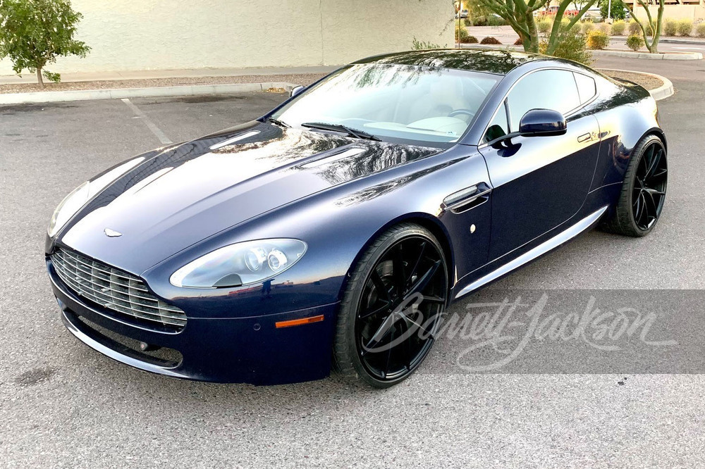 2010 ASTON MARTIN V8 VANTAGE