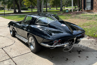 1963 CHEVROLET CORVETTE 327/340 SPLIT-WINDOW COUPE - 2