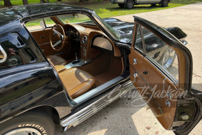 1963 CHEVROLET CORVETTE 327/340 SPLIT-WINDOW COUPE - 11