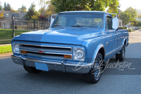 1967 CHEVROLET C20 CUSTOM PICKUP