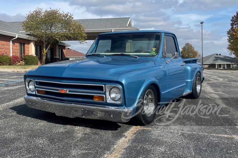 1967 CHEVROLET C10 CUSTOM PICKUP