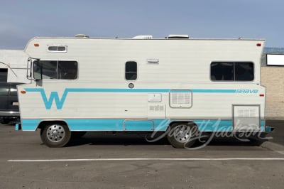 1972 WINNEBAGO BRAVE 21B MOTORHOME - 4