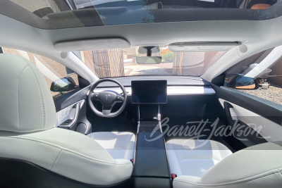 SEAN "SUGAR" O'MALLEY'S 2021 TESLA MODEL Y - 5