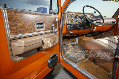 1976 GMC SUBURBAN CUSTOM SUV "GONE FISHIN'" - 7