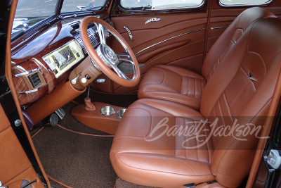 1940 FORD 5-WINDOW CUSTOM COUPE - 4