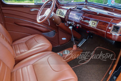 1940 FORD 5-WINDOW CUSTOM COUPE - 22