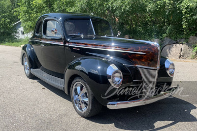 1940 FORD 5-WINDOW CUSTOM COUPE - 39