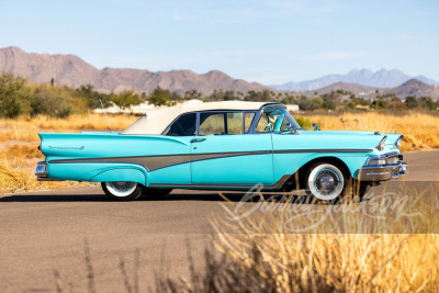 1958 FORD FAIRLANE 500 SUNLINER CONVERTIBLE - 15