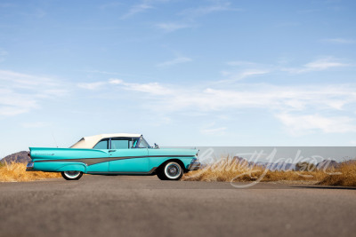 1958 FORD FAIRLANE 500 SUNLINER CONVERTIBLE - 16