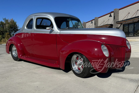 1940 FORD CUSTOM COUPE