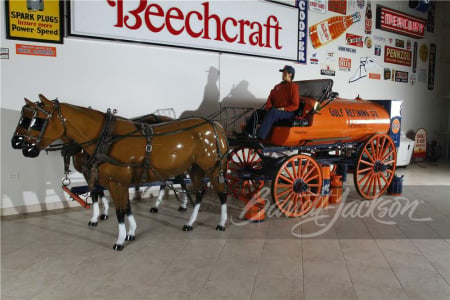 1906 STUDEBAKER HORSE-DRAWN DELIVERY WAGON