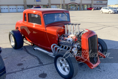 1933 PLYMOUTH DELUXE CUSTOM COUPE - 13